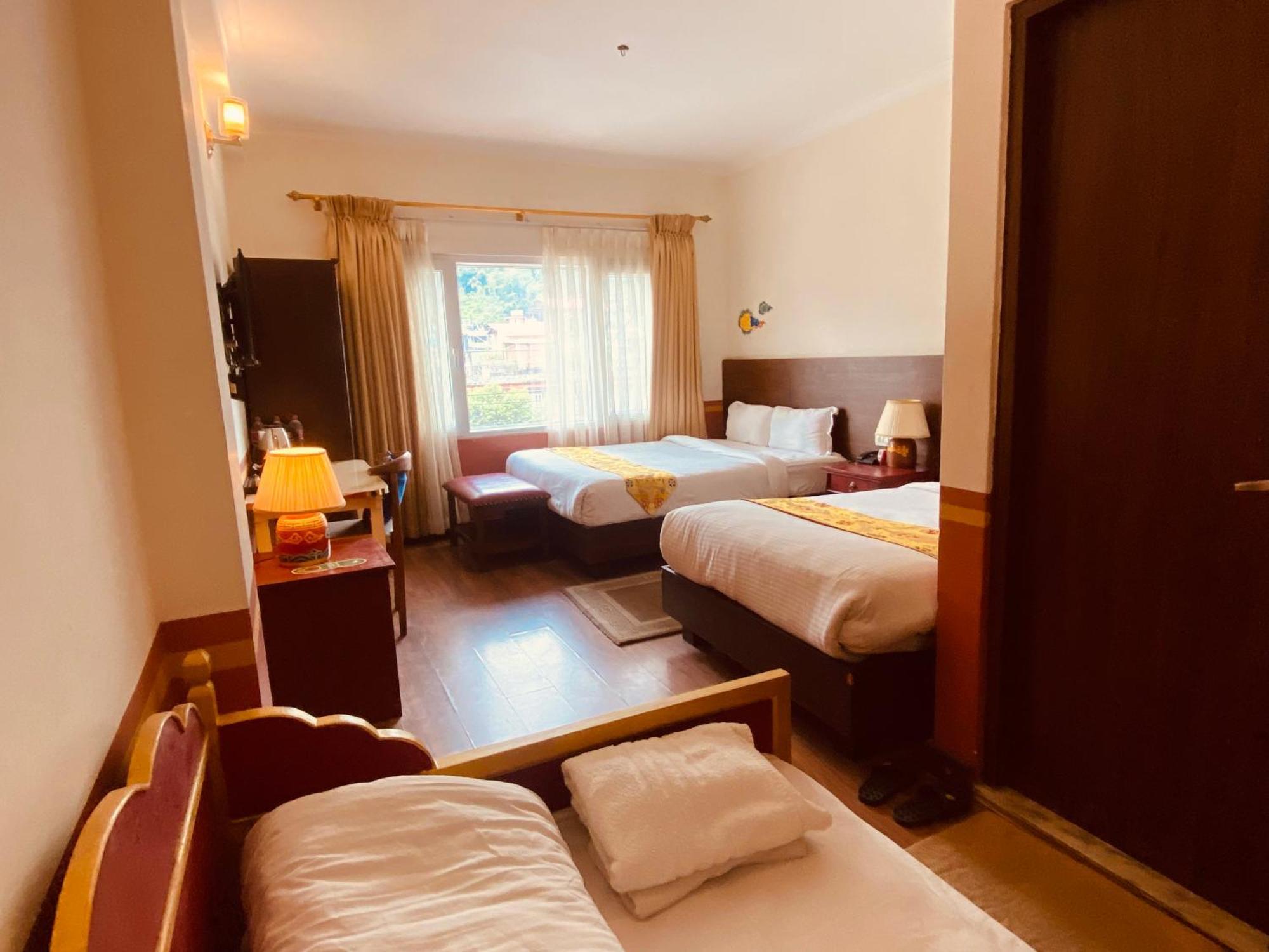 Three Jewels Boutique Hotel Pokhara Exterior foto